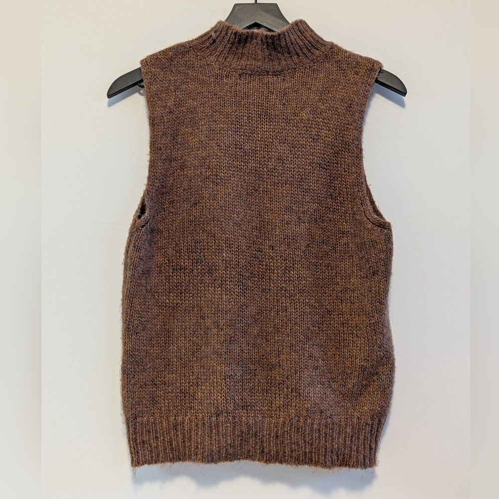 Vero Moda Wool/Poly Blend Knit Vest Fall High Neck Sz Medium Excel Used Cond